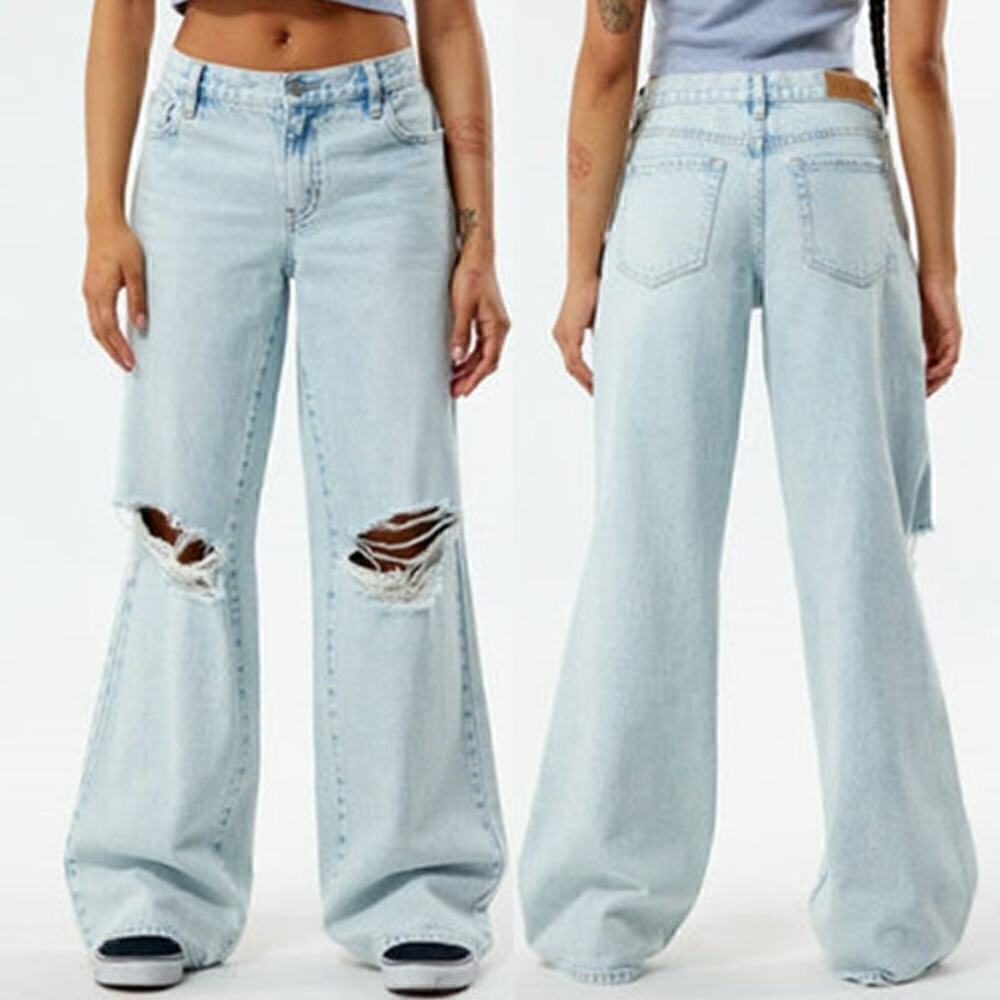 PacSun Light Indigo Ripped High Rise Baggy Jeans (30)
